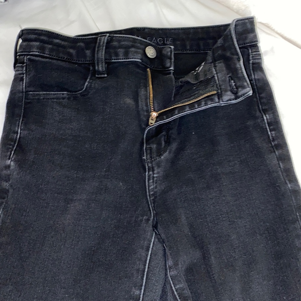 Black American Eagle jeans